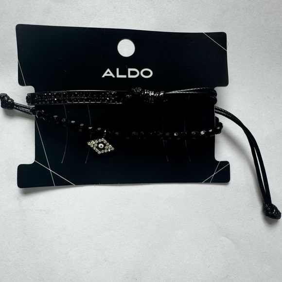 【ALDO】エラデ ブレスレット/Elade★Black/Gold Multi セット Aldo Layered Bracelet Set-Gold Toned Chain/Black Cord/Beaded